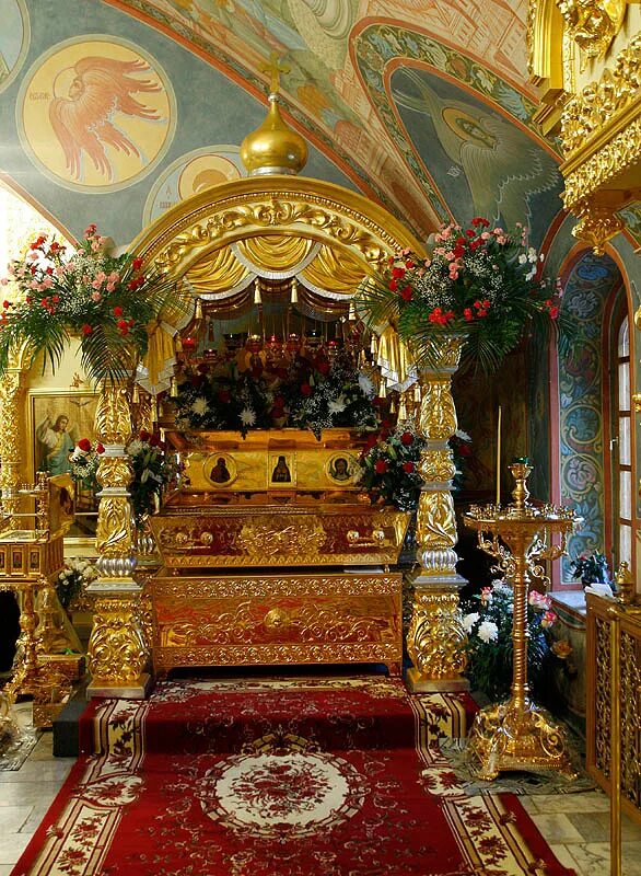 Храм игнатия брянчанинова фирсановка интерьер. Игнатий брянчанинов толгский монастырь. Толгский монастырь мощи святителя игнатия брянчанинова. Мощи игнатия брянчанинова в толгском монастыре. Мощи святителя игнатия брянчанинова.