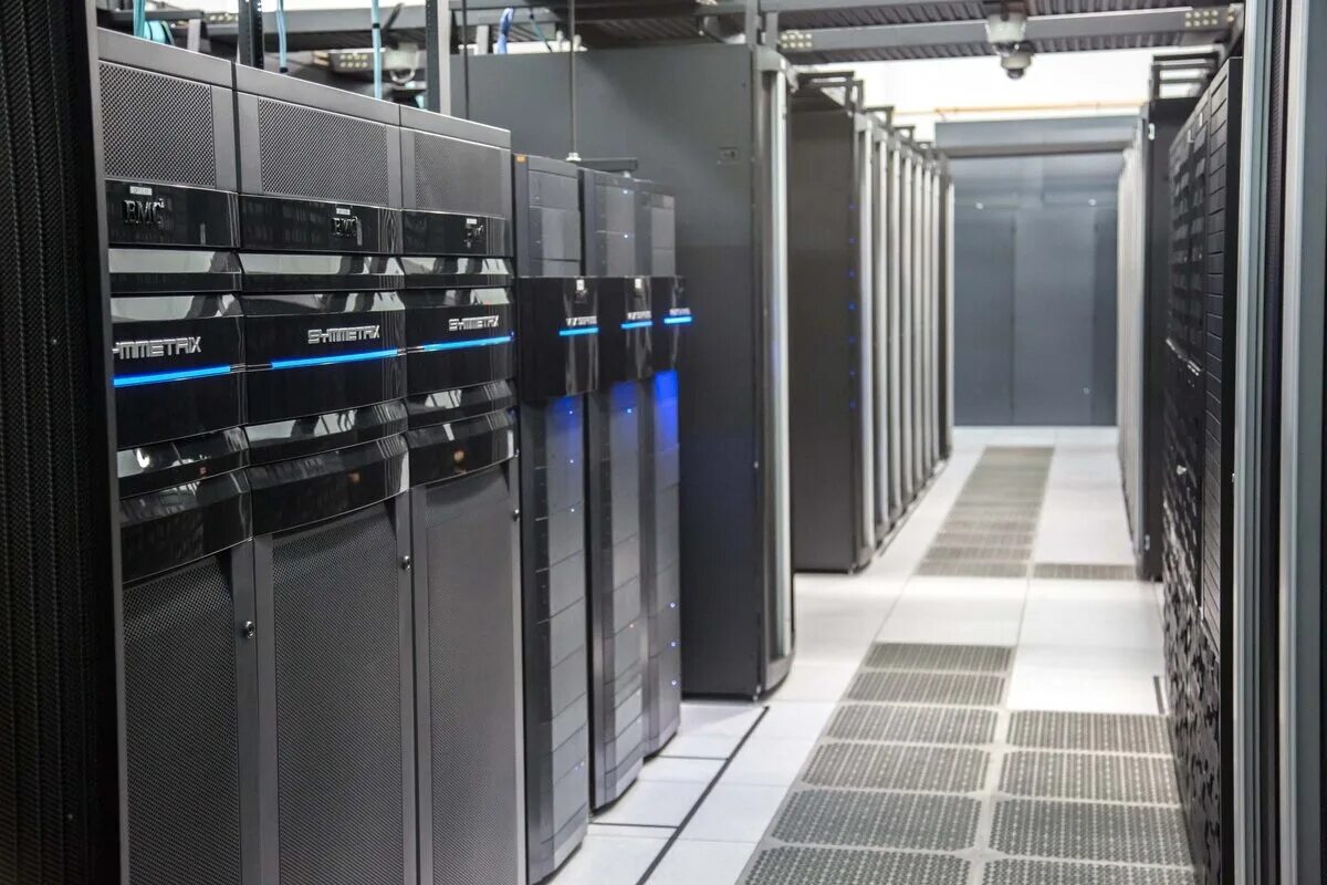 Server 31. Titan суперкомпьютер. Суперкомпьютер МГУ Ломоносов-2. Серверный шкаф IBM. Серверный шкаф витуха ЦОД.