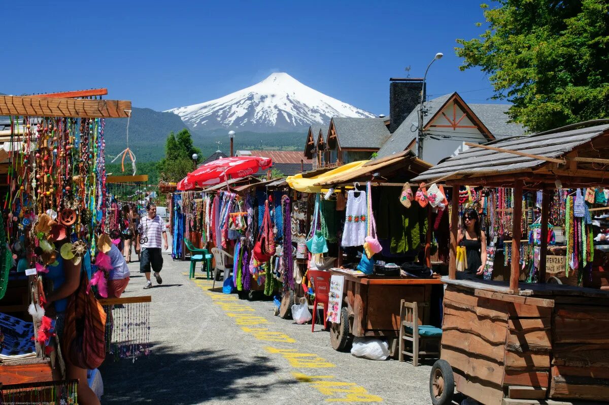 Туристический Чили. Чили деревня. Чили туристы. Рынок Чили. Market village
