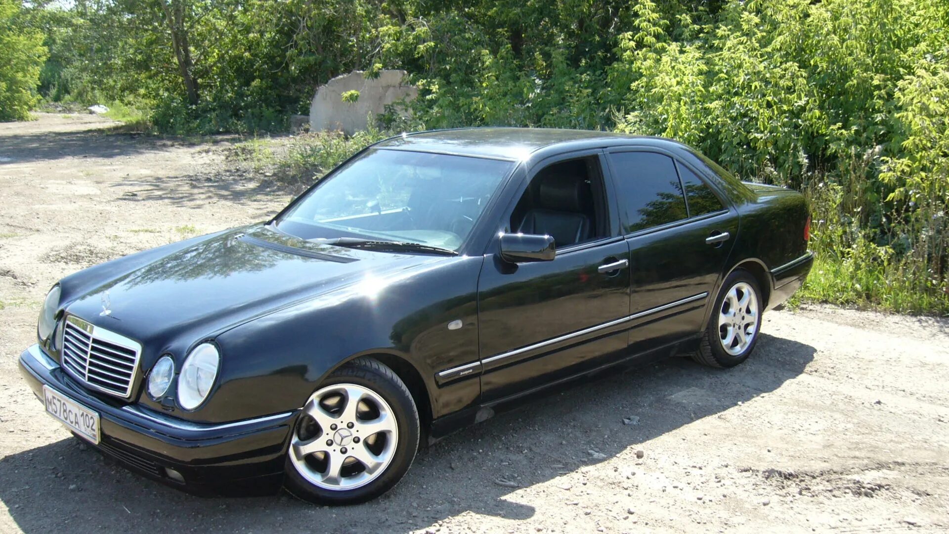 Купить мерседес 1997. Mercedes e class 1997. Мерседес с класс 1997. Мерседес 1997 года. Мерседес мерин 1997.
