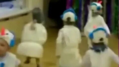 Детский танец снеговиков на новый год