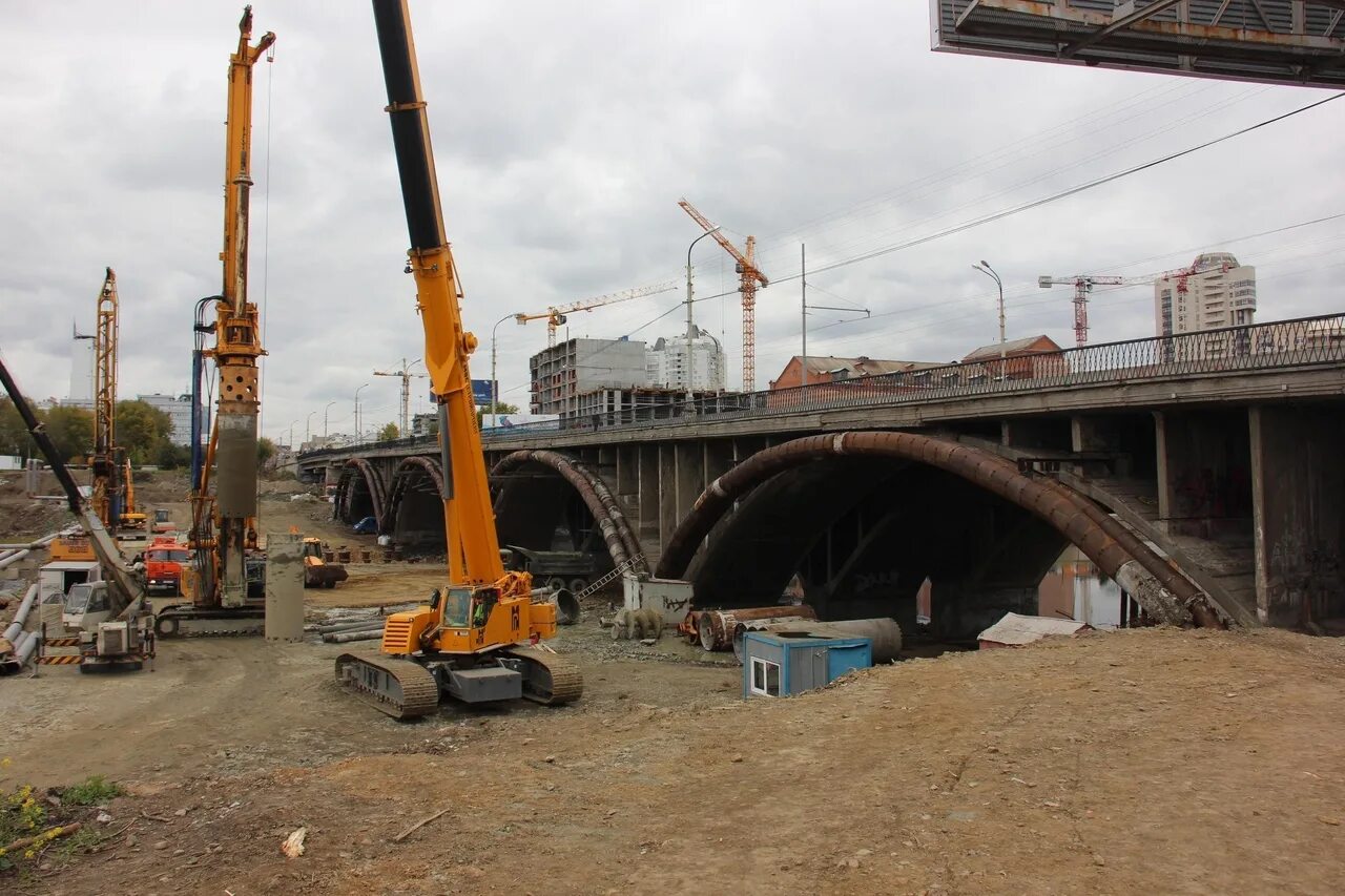 Макаровский мост Екатеринбург. Макаровский мост Екатеринбург реконструкция. Макаровский мост реконструкция. Макаровский мост Демидов.