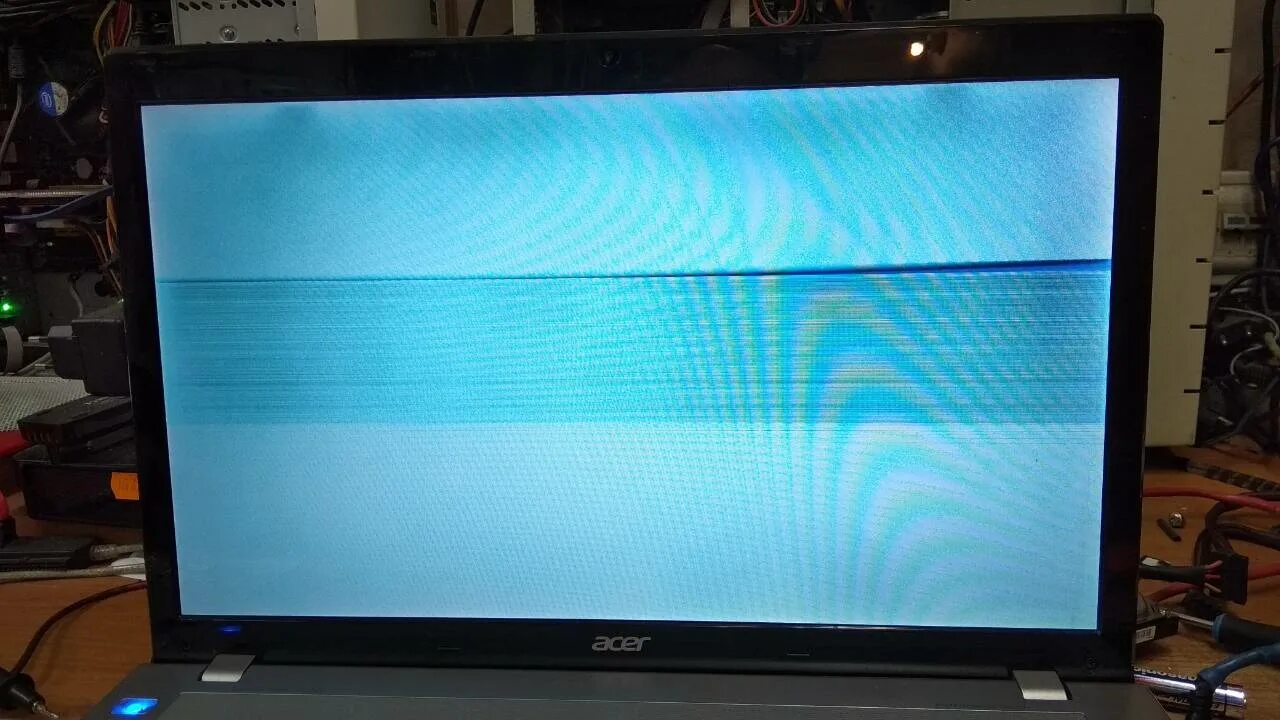 Полоса на мониторе ноутбука. Горизонтальные полосы на матрице. Дефекты матрицы монитора. Дефекты монитора компьютера. Полосы на матрице ноутбука.