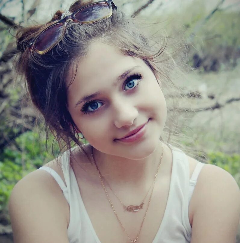 Cute russian video. Сельские девушки. Красавицы из глубинки. Милые русские девушки. Maisie krassel.