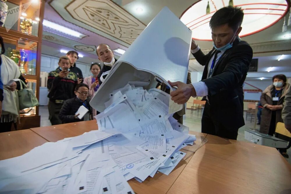 Референдум Киргизия 2021. Выборы Кыргызстан. Выборы в местные кенеши кр. Выборы фото.