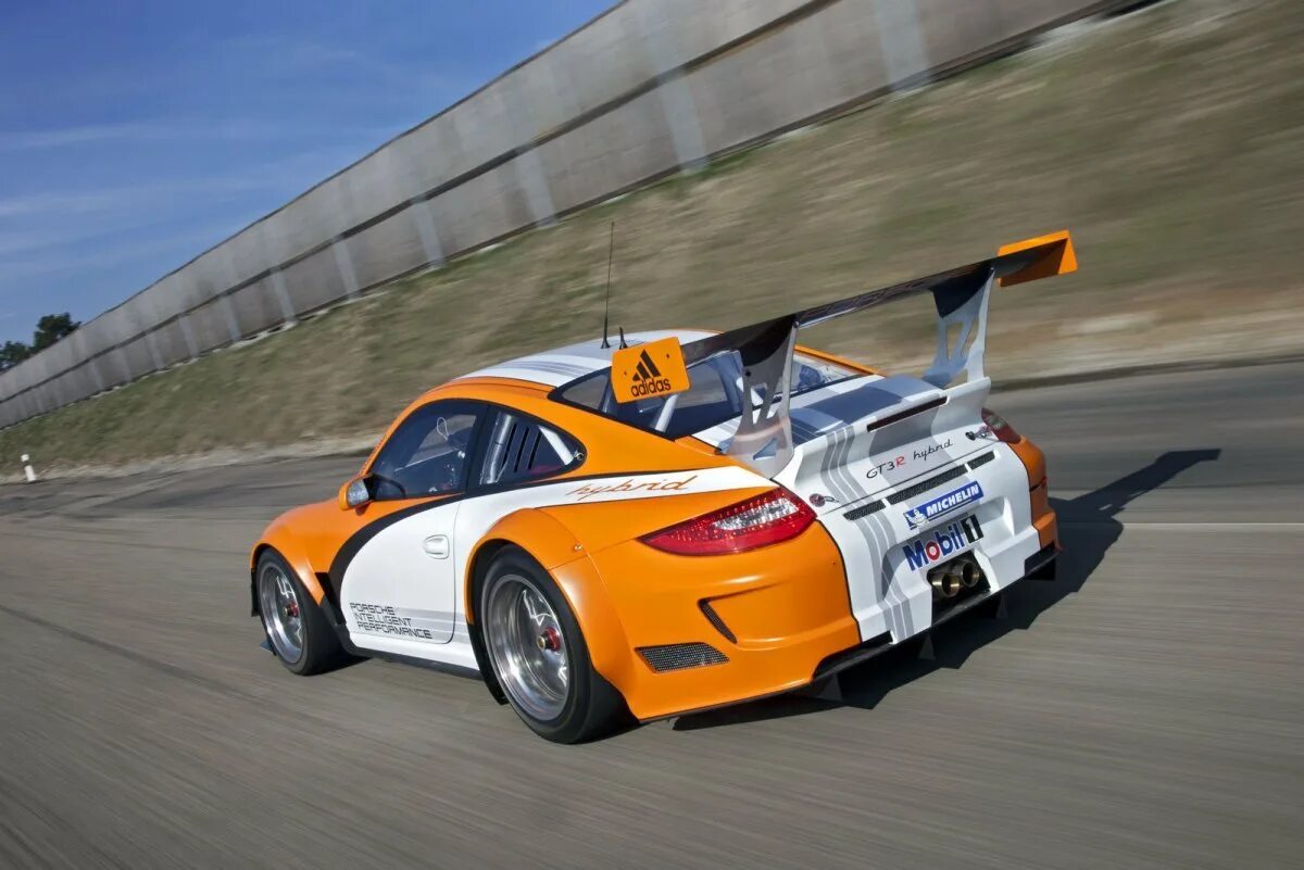 Фото гоночных машин. Порше 911 gt3 r Hybrid. Porsche 911 gt3 r 2. Porsche 911 gt3 Nurburgring Edition. Porsche 911 gt3 r 2000.