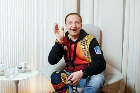 Где играл охлобыстин