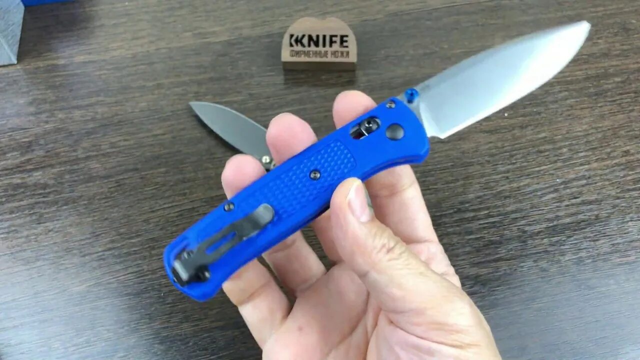 Нож 535. Нож Benchmade 535 Bugout. Нож Benchmade 535 Bugout реплика. Бенчмейд Багаут 535. Benchmade Bugout 535bk-2.