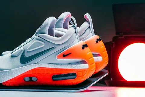 Nike adapt max
