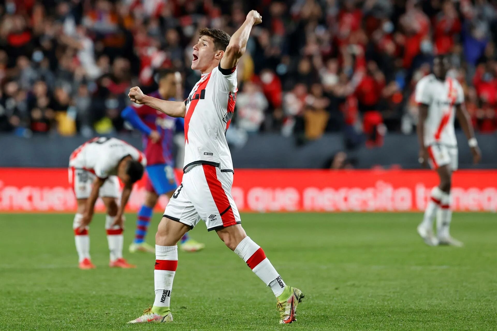 Реал райо Вальекано. Фран Гарсия Rayo Vallecano\. Фран Гарсия Реал Мадрид. Франк Гарсия райо Вальекано. Райо реал прогноз на матч