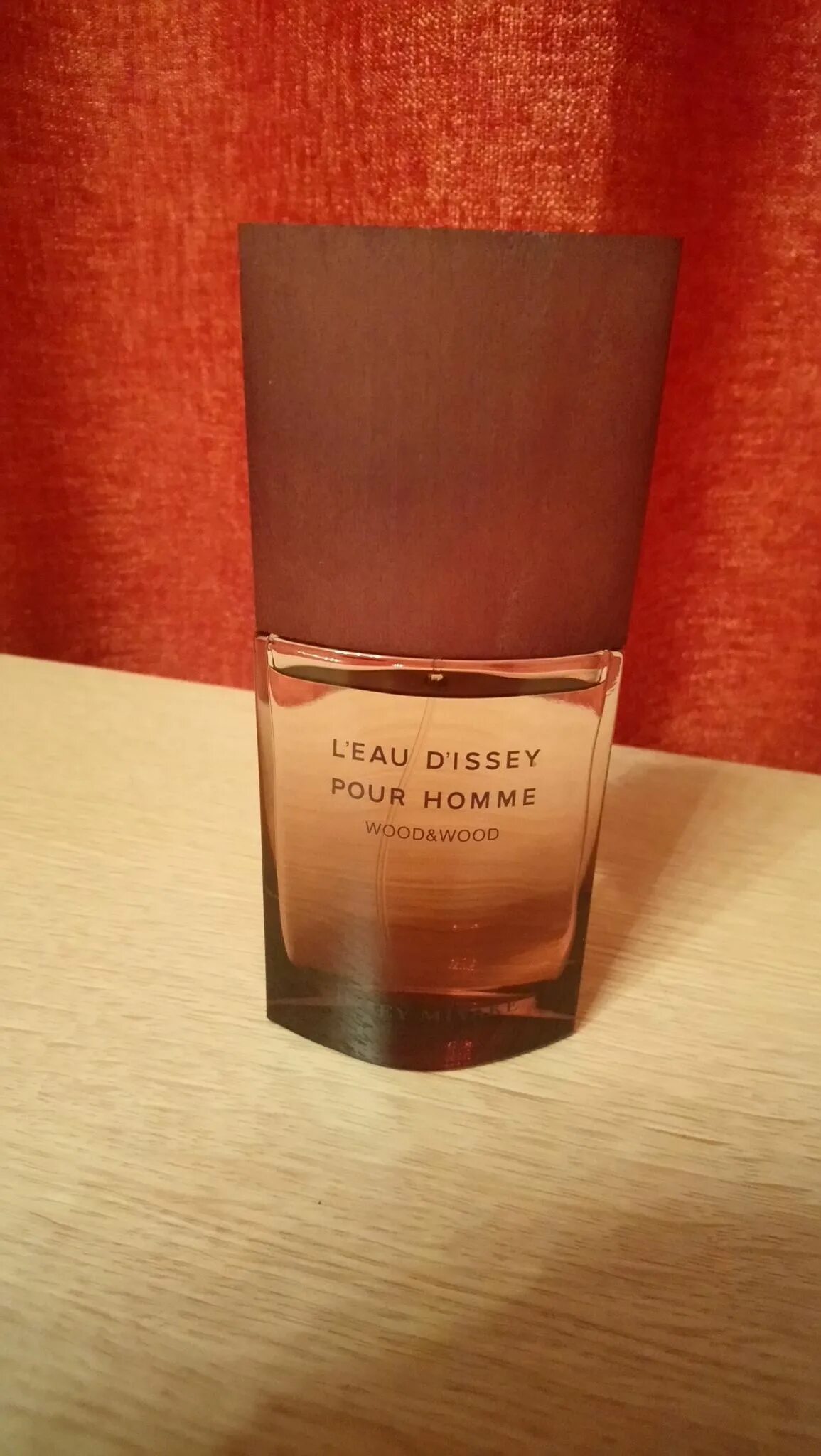 Шисейдо духи женские leau d issey by kevin lucbert. L eau d issey wood wood. Асимияки. L eau d issey wood wood. Туалетная вода иссей мияки мужская.