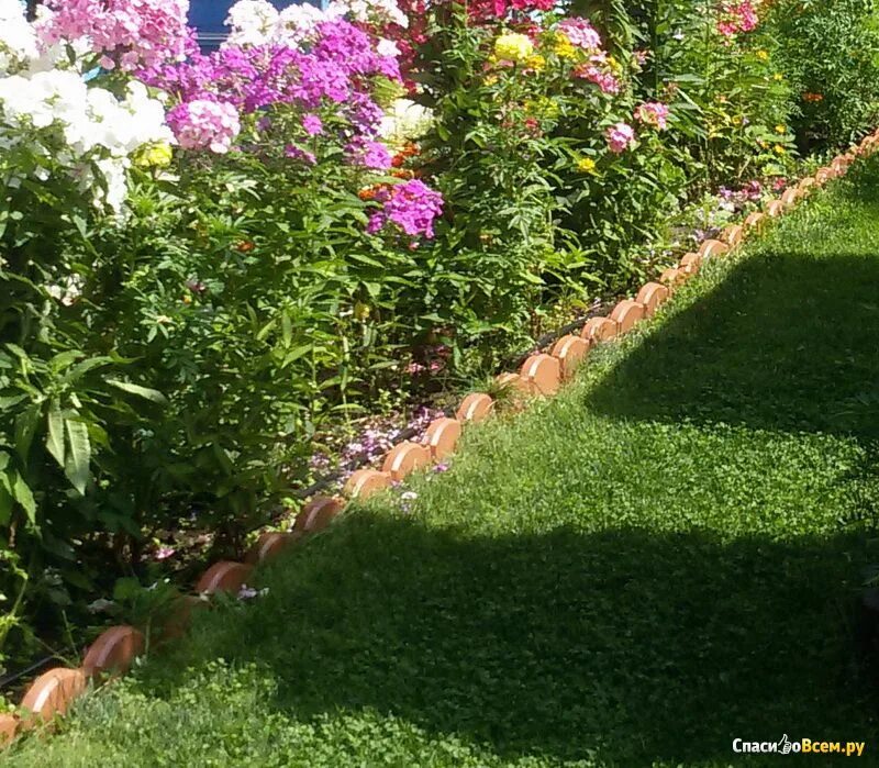 Бордюр для клумб мастерсад волна. Мастер бордюров. Экобордюр landscape edging. Бордюр "лабиринт", 3 метра, серый. Бордюр мастерсад "лабиринт".