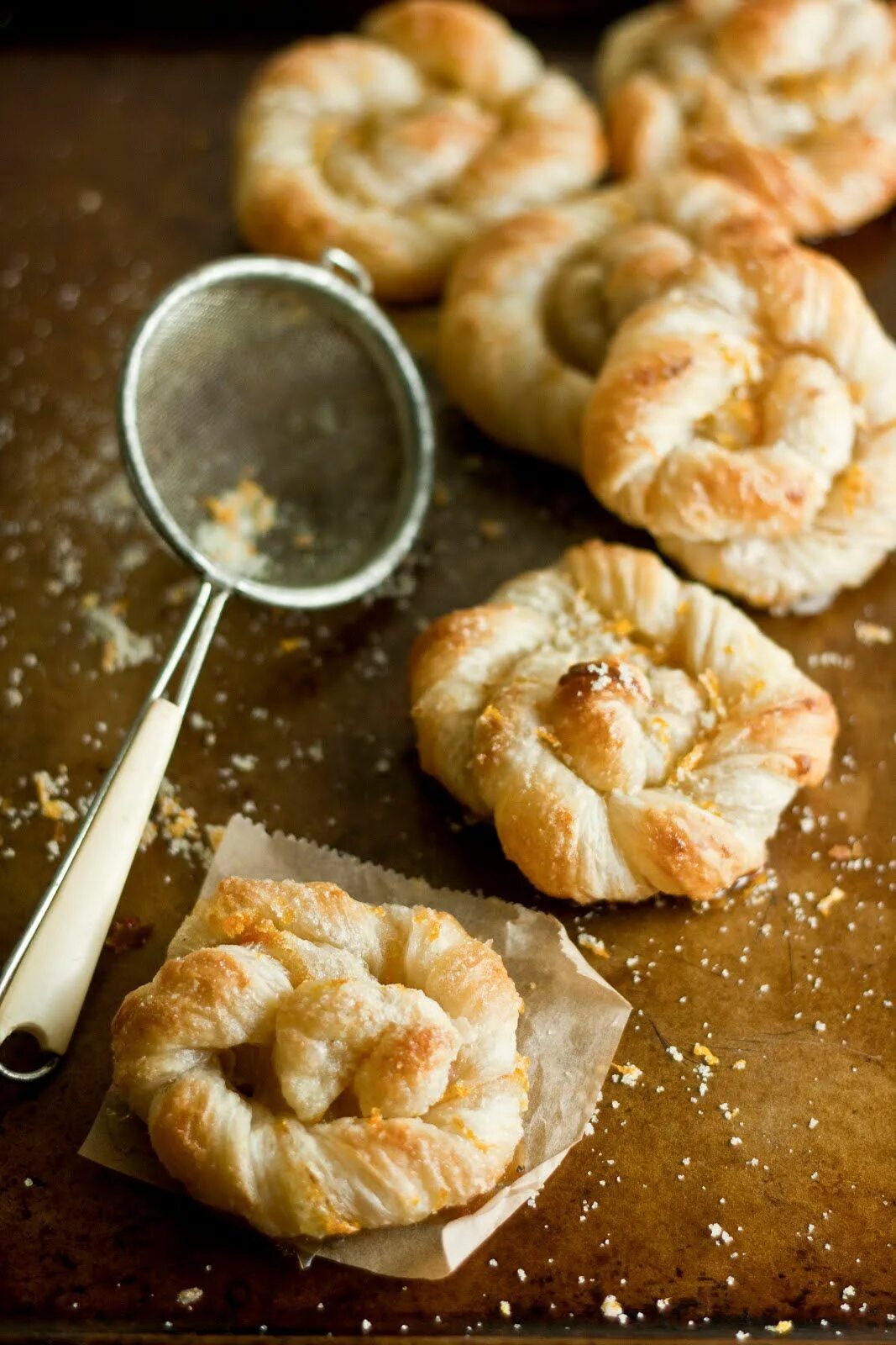 Датская выпечка Даниш. Слойки Даниш. Датские булочки (Danish Pastries). Слойки с корицей.