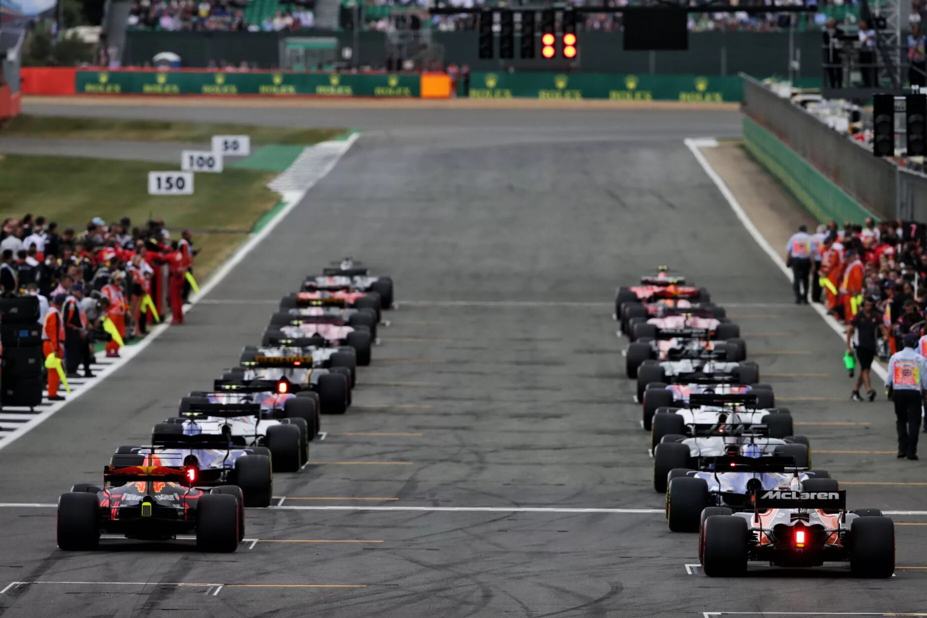 Начать гонку. Старт f1. Ф1 гонка старт. Формула 1 старт. Старт f1 Марево.