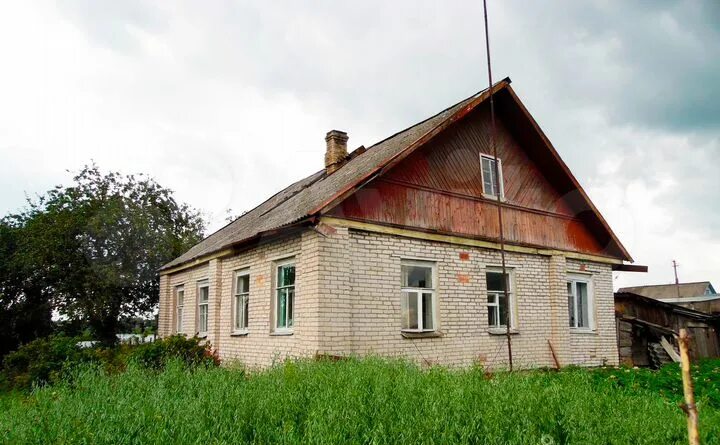 Дом в пскове. Коттедж, 185 м2, 9 сот. Продается дом остров залита. Авито остров. Авито псковская область город остров.