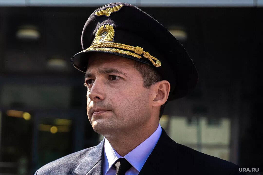 Дамир юсупов пилот. Дамир юсупов. Юсупов пилот. Дамир касимович юсупов 2019. Дамир юсупов 2019.