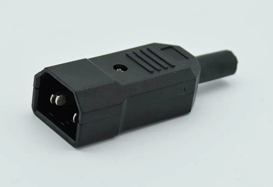 Iec c14 iec c13 10a. Iec c13 разъем. разъём iec c13 и iec c14. штекер питания c13. разъёмы c13 и c14.