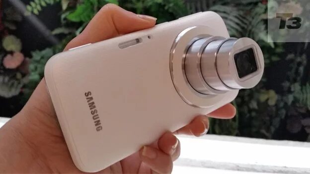 Самсунг с 4 камерами большими. Самсунг с 50 мегапиксельной камерой. Samsung 10 Megapixel фотоаппарат. Самсунг с квадратной камерой. Второй телефон как камера