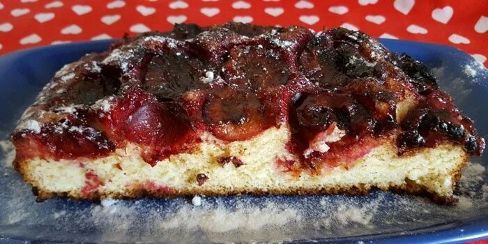 Легендарный сливовый пирог: побалуйте себя в сезон вкусной выпечкой