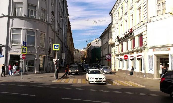 Златоустинский переулок Москва. Большой Златоустинский пер.. Большой Златоустинский пер., 4. Шауб Златоустинский переулок.