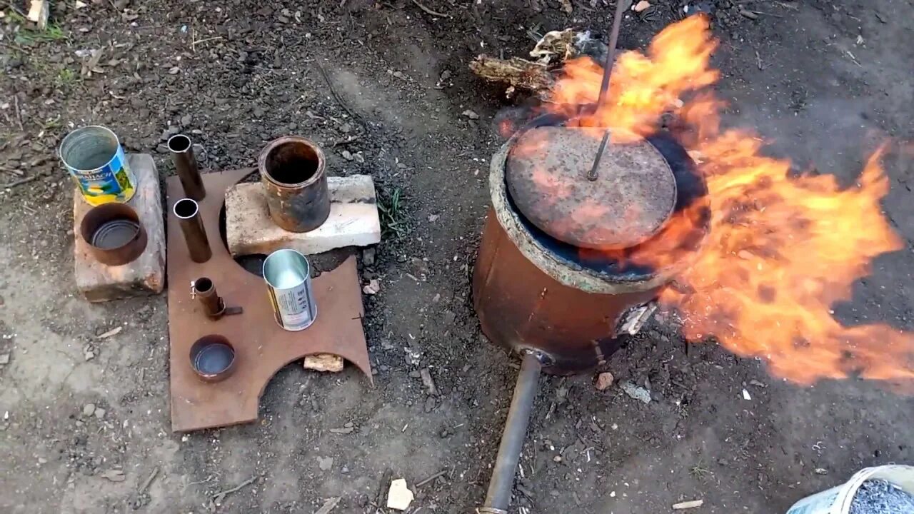 Плавка алюминия в домашних. Печь для переплавки алюминиевых банок. Переплавка алюминия. Плавленные печи алюминия. Плавка алюминия.