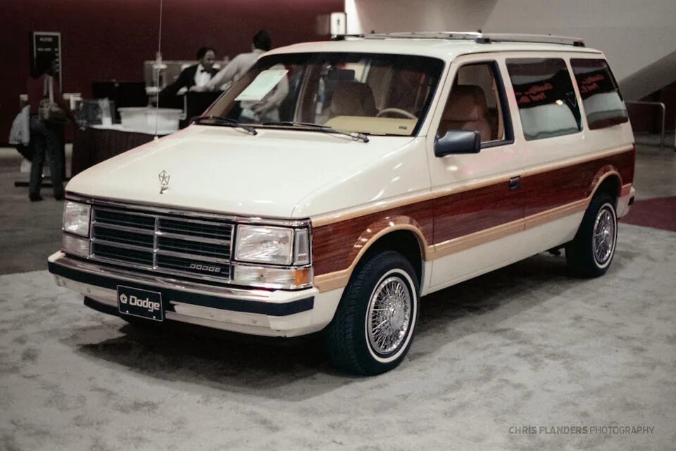 Караван 22. Dodge Caravan 1984-1990. Dodge Caravan 1984. Dodge Caravan 1987. Dodge Caravan 1990.
