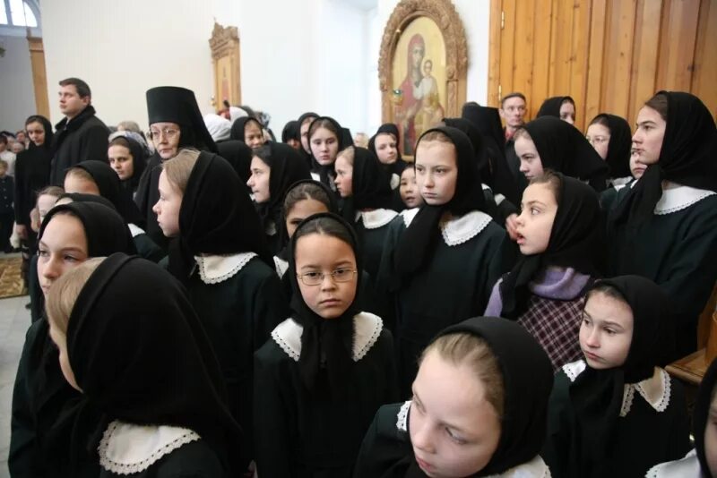 хотьковский монастырь игуменья. приют хотьково. сироты в монастыре. монахиня иннокентия мноян хотьковского монастыря. приют хотьково.
