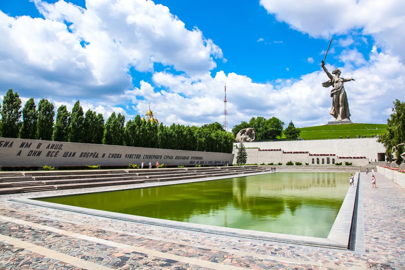 В каком районе волгограда находится мамаев. Мамаев курган волгоград. мамаев курган комплекс памятников.