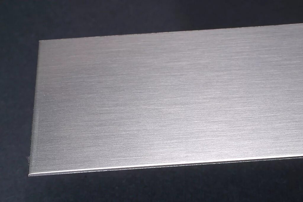 Нержавеющая сталь где купить. Lamiera inox AISI 304 SP=1.5. Нержавеющая сталь AISI 304 зеркальные панели. Сэндвич панели inox AISI 304. AISI 304 me 26 Scotch Bright переходной l профиль.