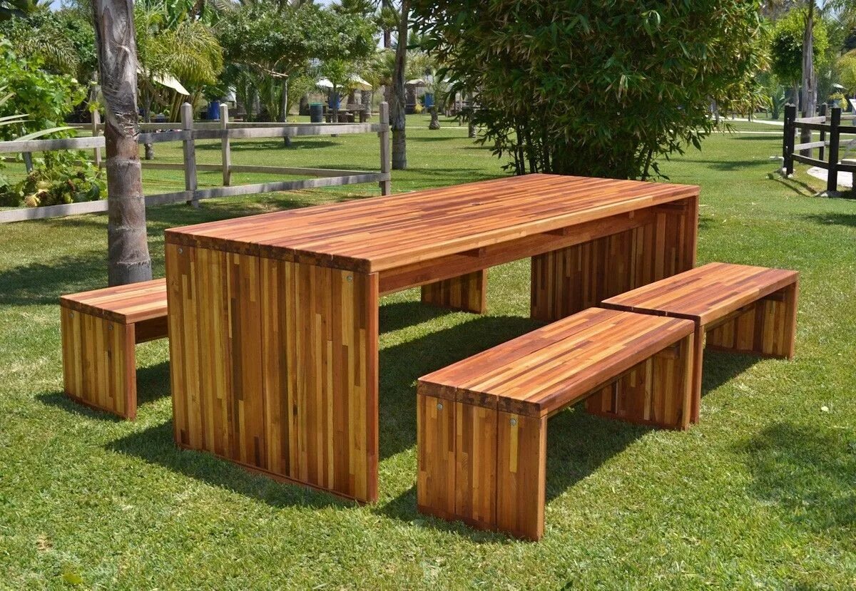 Уличный стол своими руками из дерева. Садовая мебель из дерева. Стол уличный деревянный. Уличная мебель для дачи из дерева. Стол с лавками из дерева.