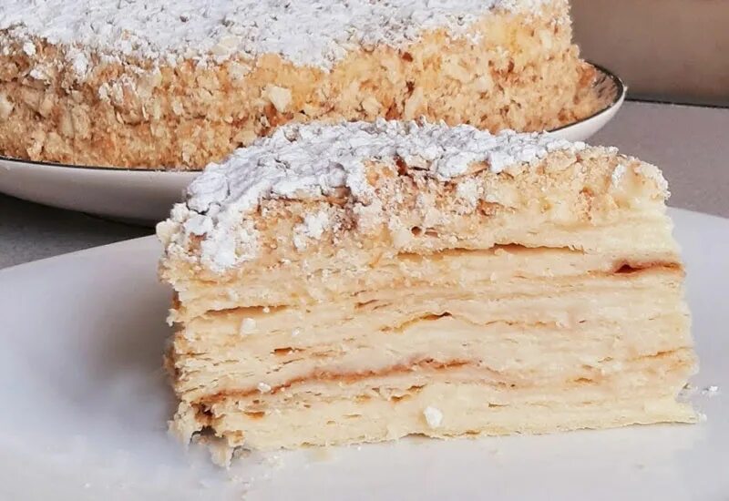 Мокрый наполеон торт. Торт наполеон с заварным кремом. Наполеон рецепт. Торт наполеон с заварным кремом. Наполеон печеный.
