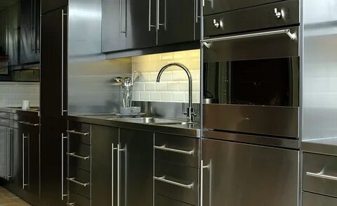 Мебель металлического цвета