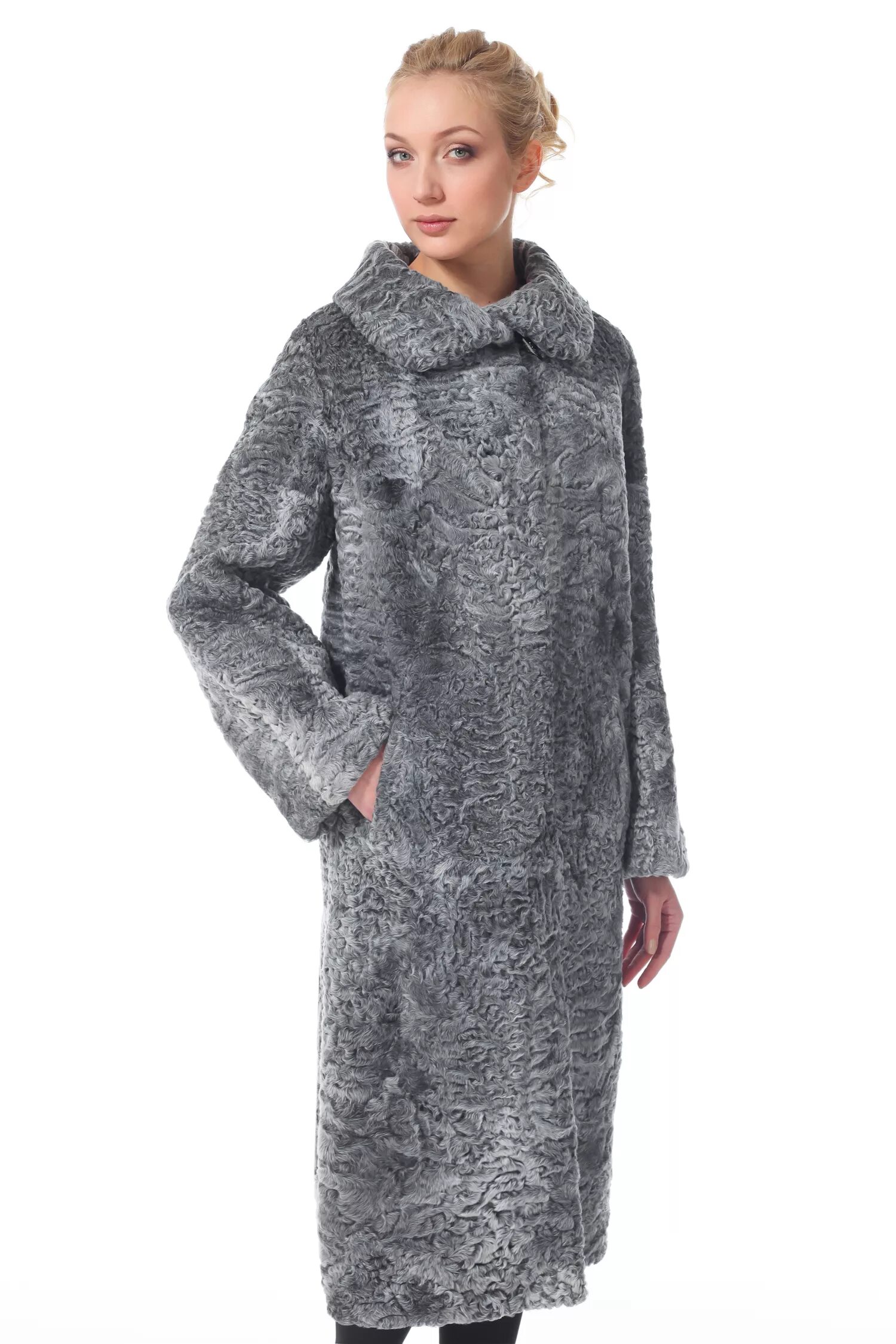 Каракуль шуба 2022. Каракульча шубы снежная королева. Каракулевая шуба мода 2021. Каракулевые шубы полушубки мосмеха. Шуба из каракуля 2022.