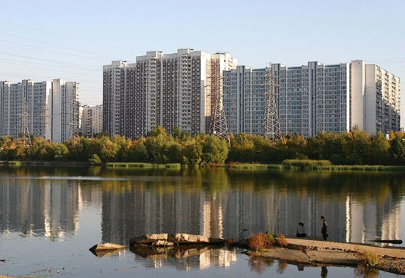 первый микрорайон братеево. знаменитости братеево. братеево 1. пруд отстойник братеево. братеево (район москвы).