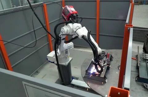 Оператор сварочного робота