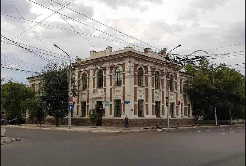 Ленина 150 красноярск. Травмпункт на ленина 150. Ленина 150 красноярск. Ленина 242 южно-сахалинск улица. Ленина 150/1 травмпункт красноярск.