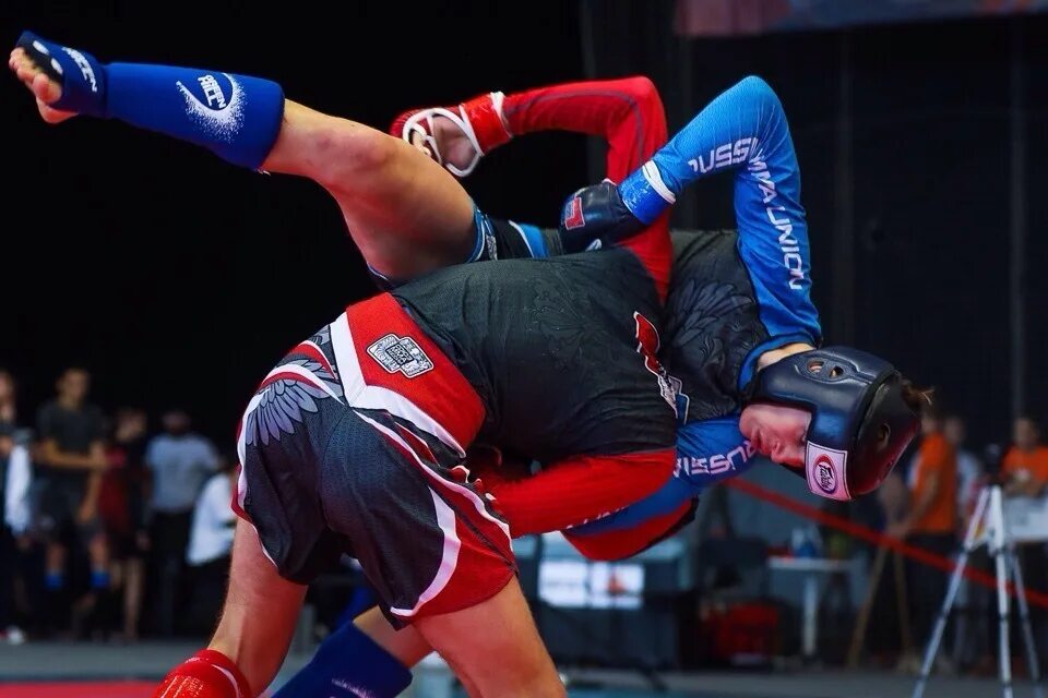 Иван штырков магомед исмаилов. Единоборства в декабре. Саратов фото мма. Мма. Смешанные единоборства дети.