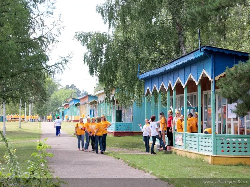 Лагерь Кристалл Алтайский край. Лагерь Юность Алтайский край. Лагерь в Октябрьском Алтайский край. Лагерь в Павловске Алтайского края. Сайт лагеря алтайский край