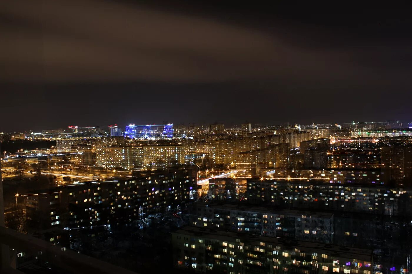 Минск ночью. Минск ночная жизнь. Минск ночь сверху. Ночной Минск фото.