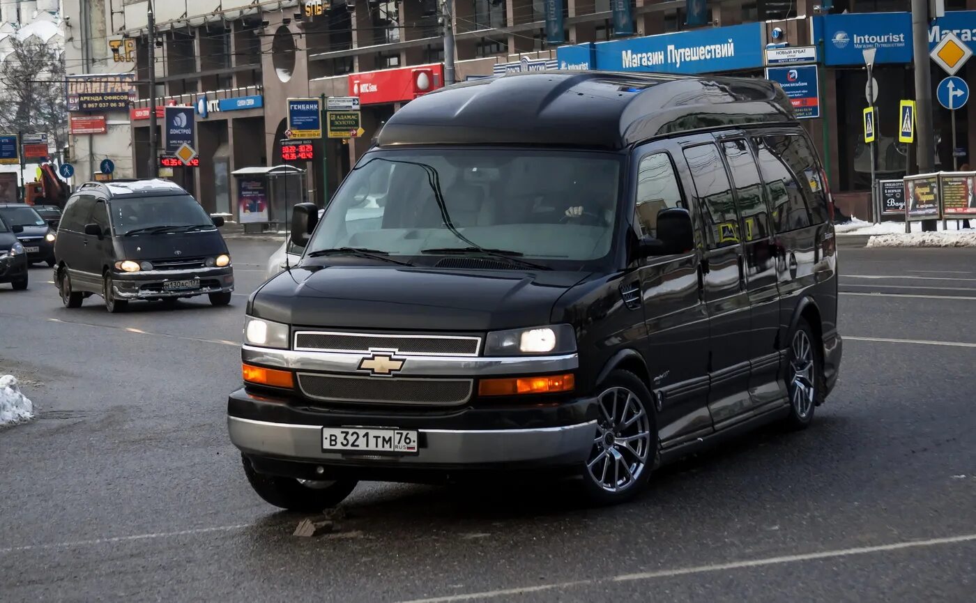 Шевроле экспресс с пробегом в россии. Chevrolet Express ФСО. Chevrolet Express переделка морды. Шевроле экспресс на рабочий стол. Шевроле экспресс на 24.