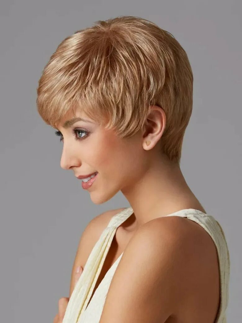 Стрижка паж гаврош. Стрижка пикси гаврош. Стрижки боб гарсон шапочка. Стрижка гарсон гаврош. Шапочка на коротких волосах.