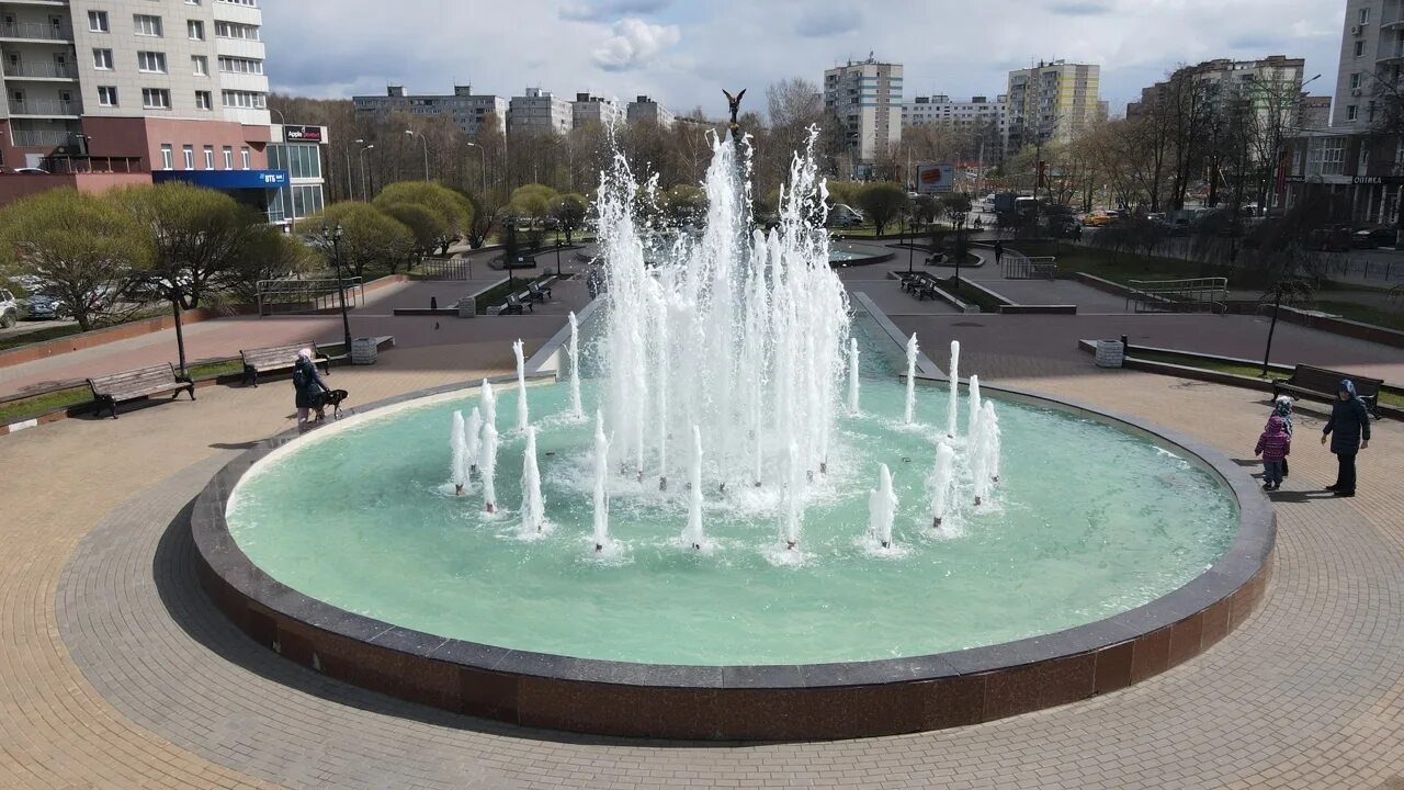 Вода пушкино московской области. Фонтаны города Пушкино. Город Пушкино Московской области фонтаны. Пушкино площадь города. Пушкинский фонтан в Москве.