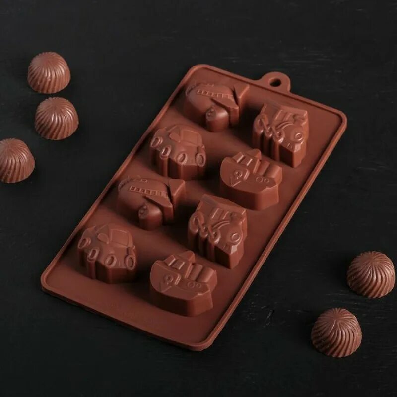 Формочки для шоколада. Формочки для конфет силиконовые. Форма для льда и шоколада, 15 ячеек, 21х11х1,5 см "диффер". Формы для шоколадных конфет. Формочки для конфет силиконовые.