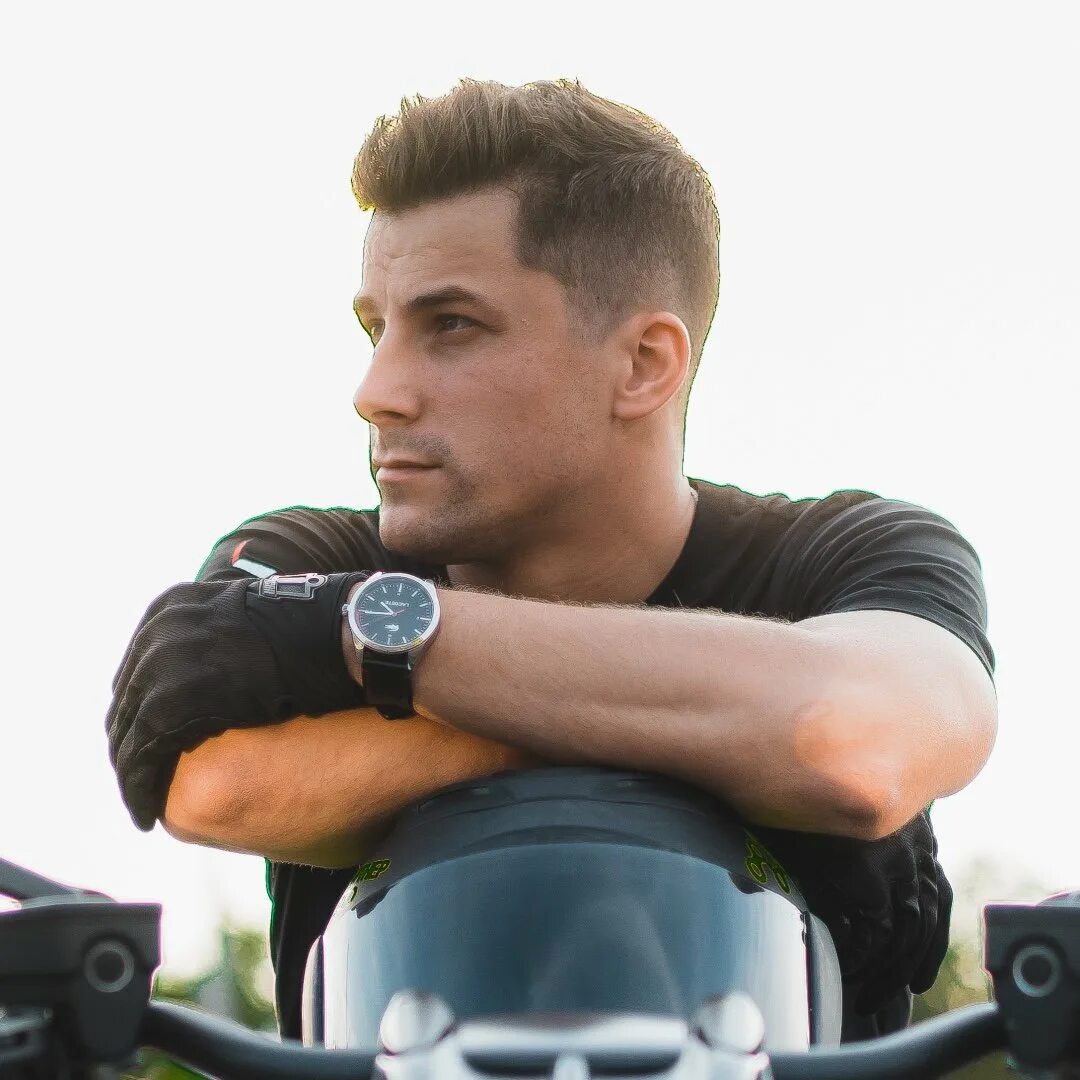 Explosive mike. Explosive mike instagram. Explosive mike. Мото стрим. Мотоцикл explosive mike.