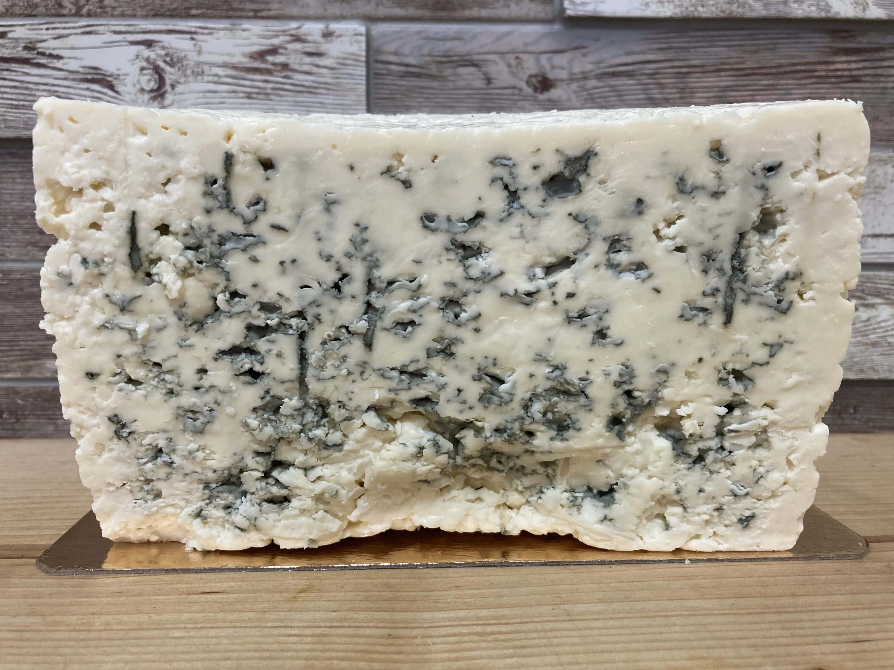 Бавария Блю сыр. Сыр Schonfeld Blue. Горгонзола Шонфилд. Сыр Schonfeld Gorgonzola. Сколько стоит плесень