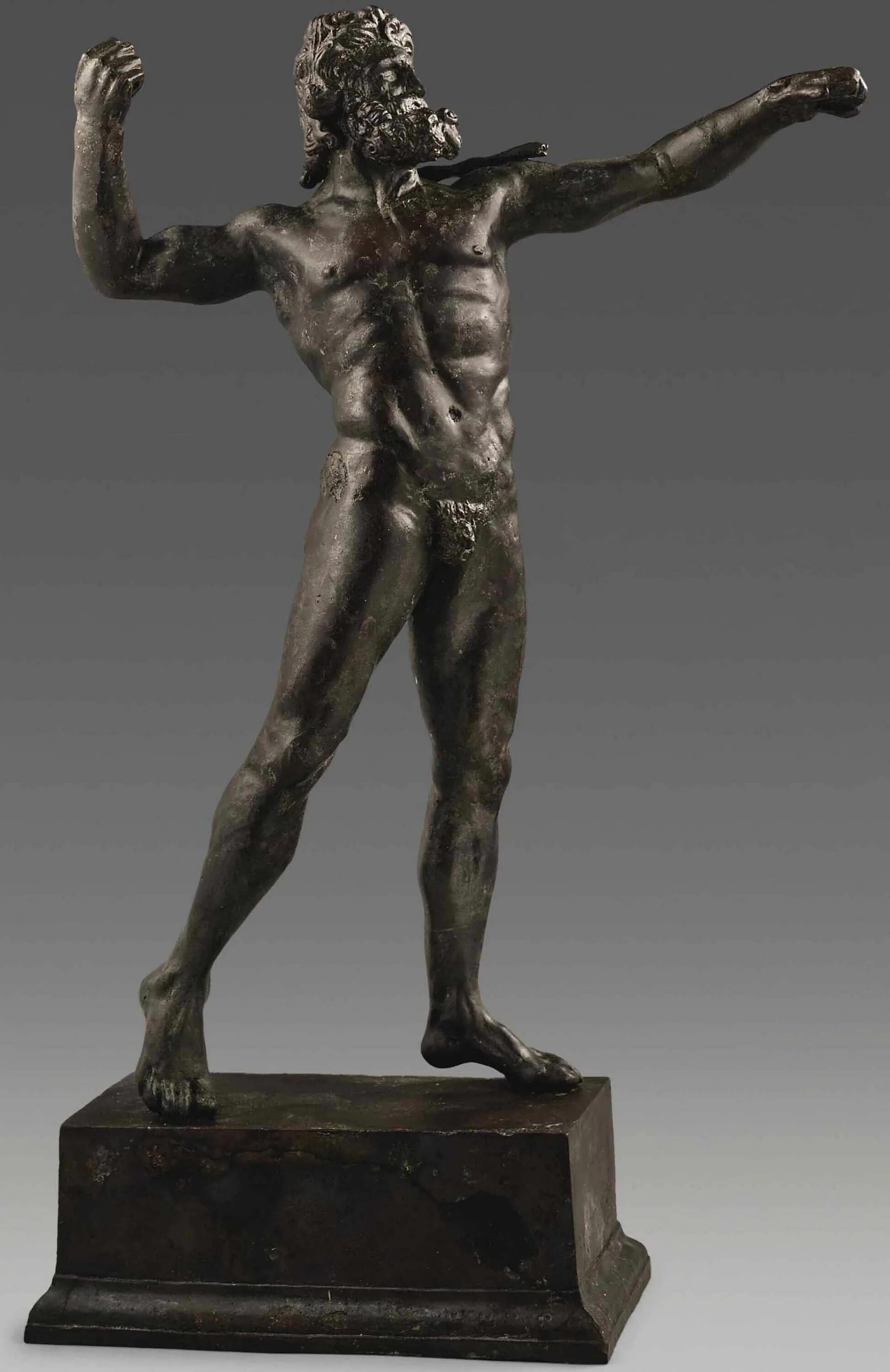 Бронзовая статуя зевса. A greek bronze zeus keraunios hellenistic period, circa 150-50 b.c. usd 365,000. критский зевс бронза. античная статуя панкратион. древняя греция статуя борцов.