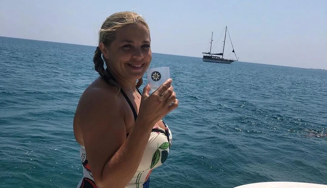 Пегова без купальнике фото. Ирина пегова на море. ирина пегова на кипре. ирина пегова в купальнике. пегова в купальнике.