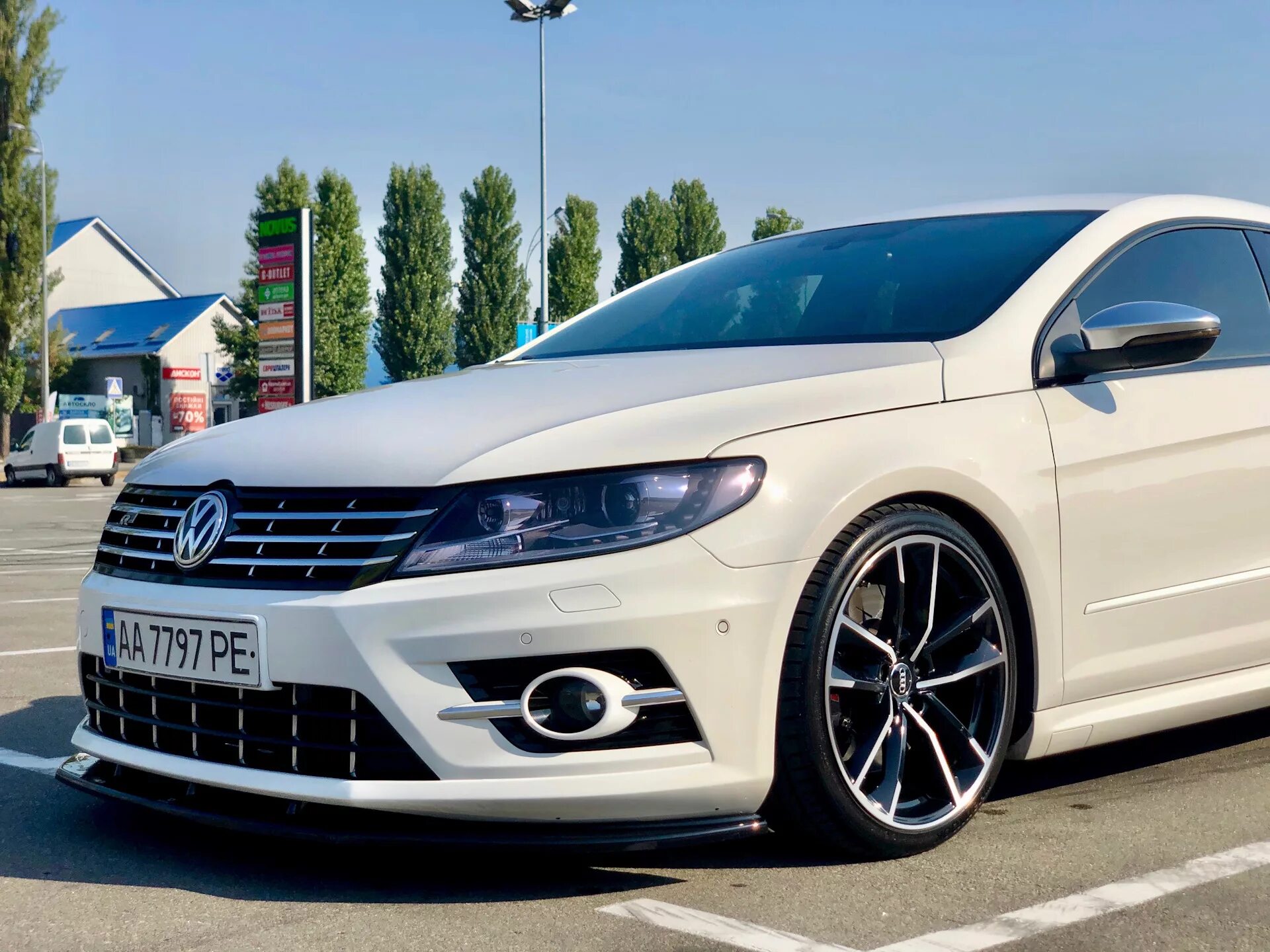 Фольксваген Пассат СС на r19. Фольксваген Пассат СС R-18. Volkswagen Passat cc 3.6 RS. Диски Volkswagen Passat cc r18.