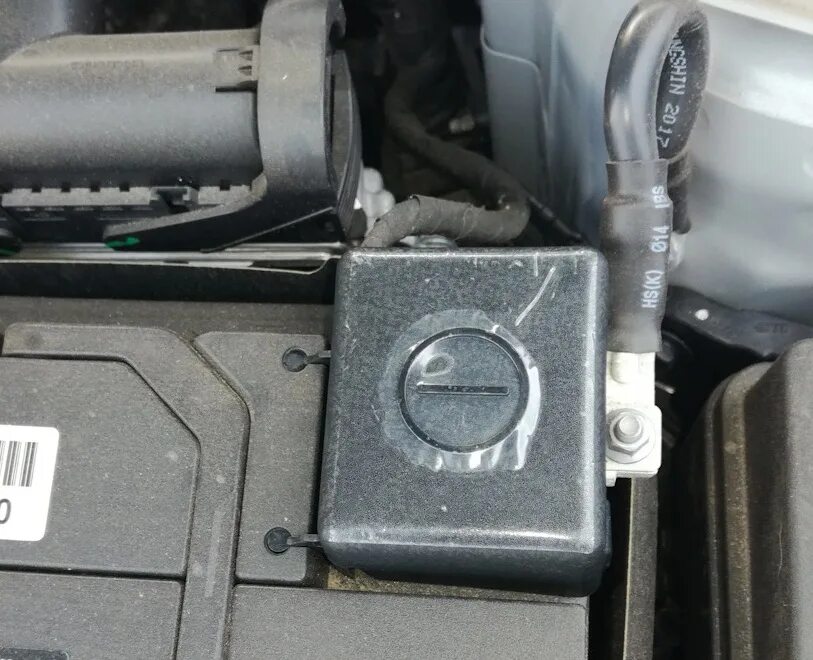 Крышка клеммы киа рио х 2021. Аккумулятор киа рио х лайн 2018. Kia rio 2018 аккумулятор. Аккумулятор kia rio 4. Аккумулятор киаирио х лайн.