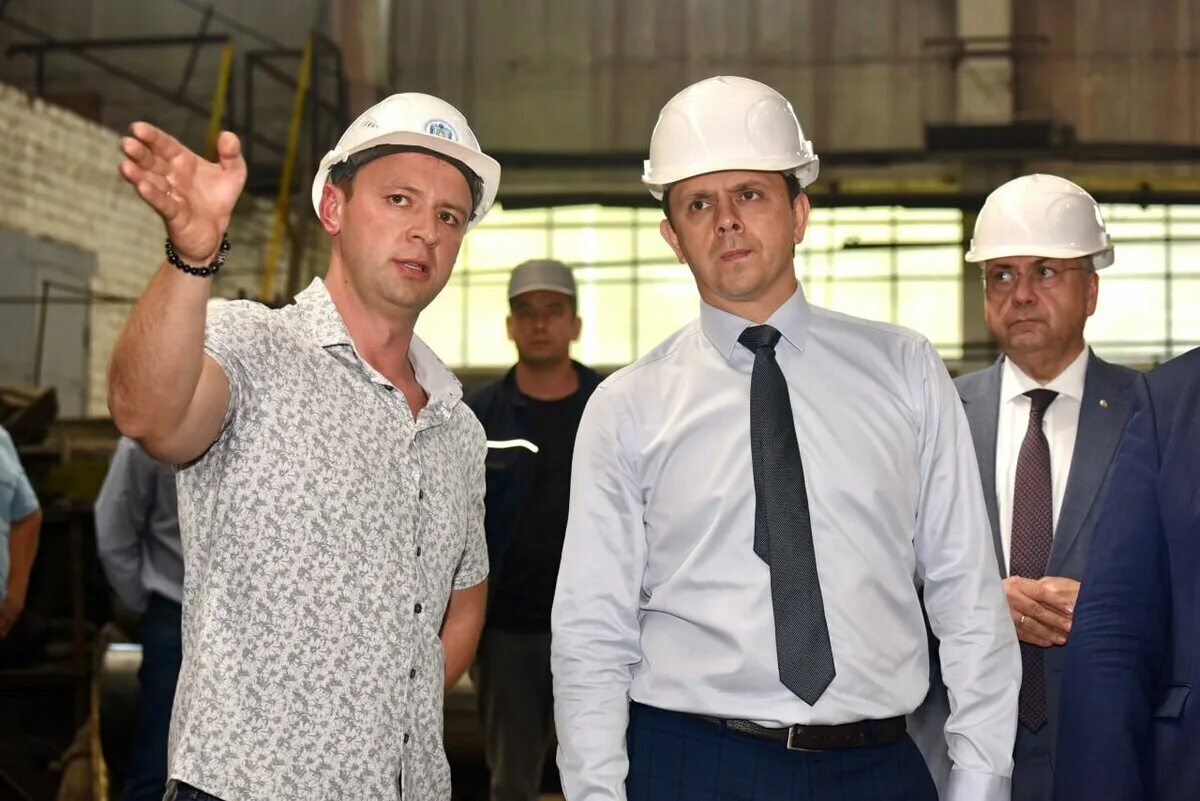 Орловские фабрики. Кондитерская фабрика орел. Орловские фабрики. Кондитерская фабрика вологда завод. Кондитерская фабрика чкаловск.